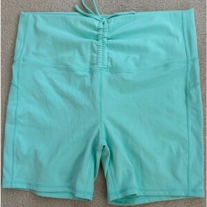 Fabletics Pureluxe 6” Shorts